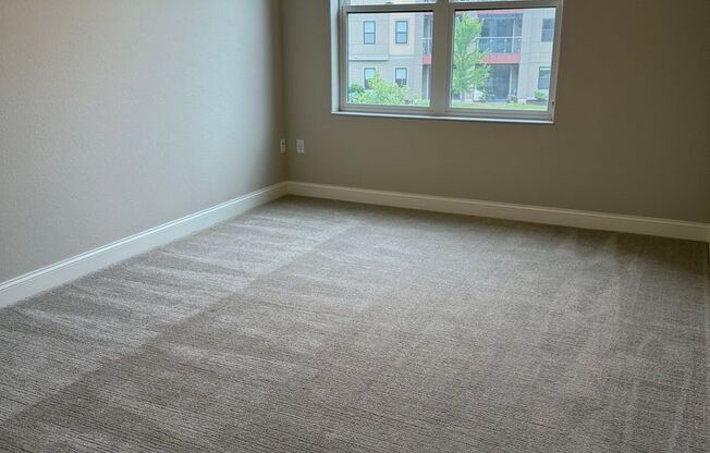 2 beds, 2 baths, 1,255 sqft, $2,225, Unit 220