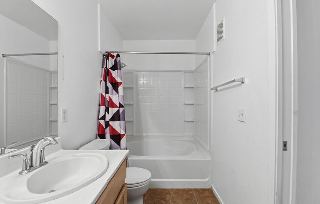 2 beds, 2 baths, $1,200, Unit # 103