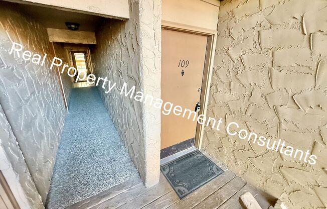 2 Bed 2 Bath West Plaza Urban Oasis