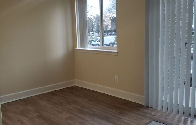 2 beds, 2 baths, 1,000 sqft, $2,250, Unit 14203 #201