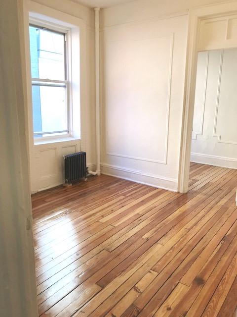 1 bed, 1 bath, 400 sqft, $3,250, Unit 18