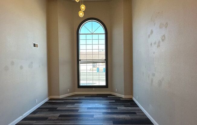 4 beds, 2.5 baths, $2,395