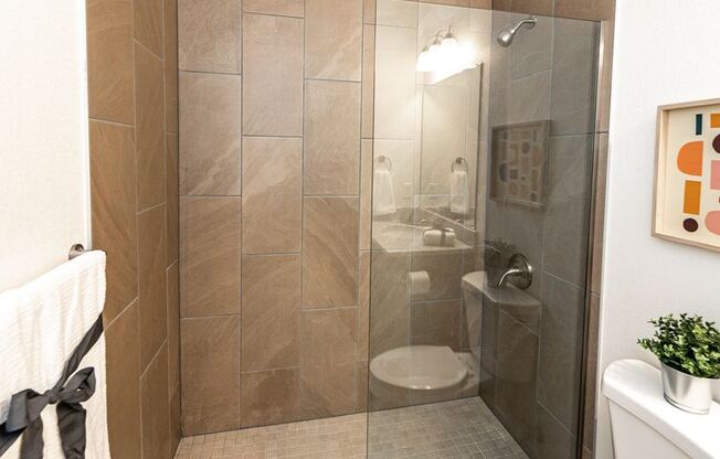2 beds, 2 baths, 855 sqft, $1,850, Unit 5661 #304 Silverstone
