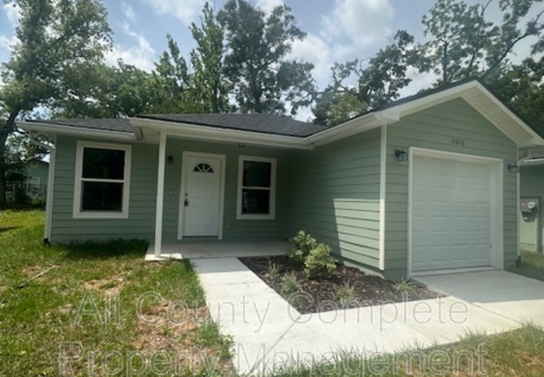 2016 BALDWIN ST