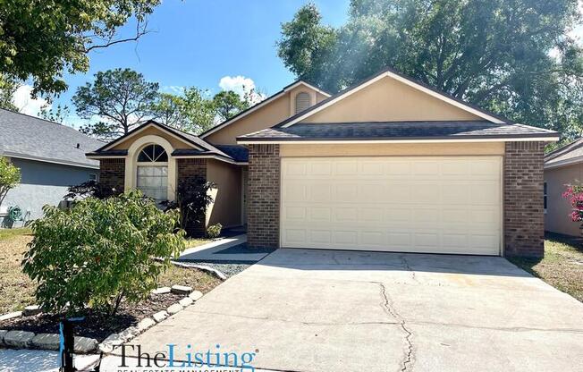 853 HEATHER GLN CIR