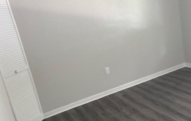2 beds, 1 bath, 796 sqft, $1,234, Unit 1204