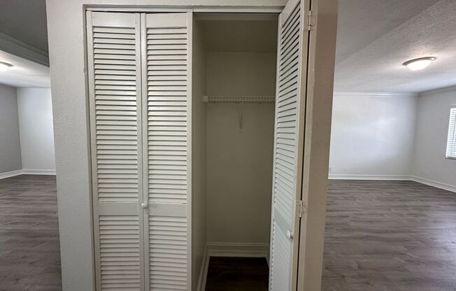 2 beds, 2 baths, 900 sqft, $1,995, Unit 302