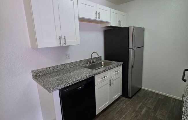 2 beds, 2 baths, 822 sqft, $1,099, Unit 101