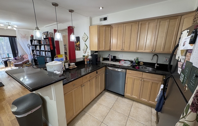 57 BROADLAWN