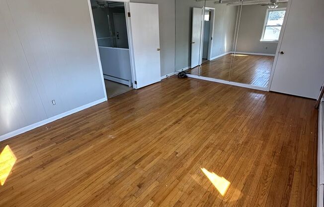 Sedgewick Ave 455-477