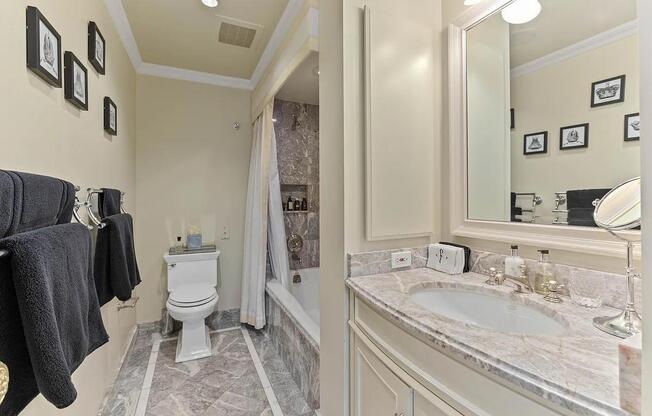 1 bed, 1 bath, 770 sqft, $6,700, Unit 14C