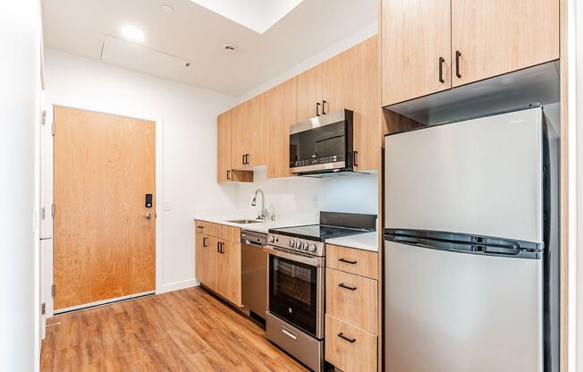 1 bed, 1 bath, 357 sqft, $1,550, Unit 712