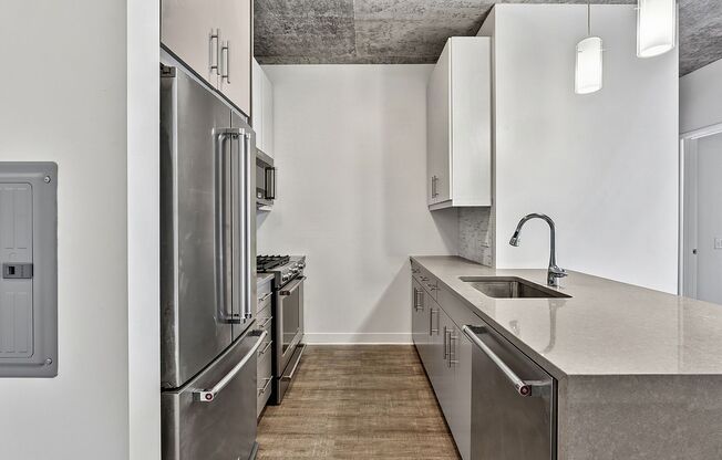 1 bed, 1 bath, 738 sqft, $2,725, Unit 503