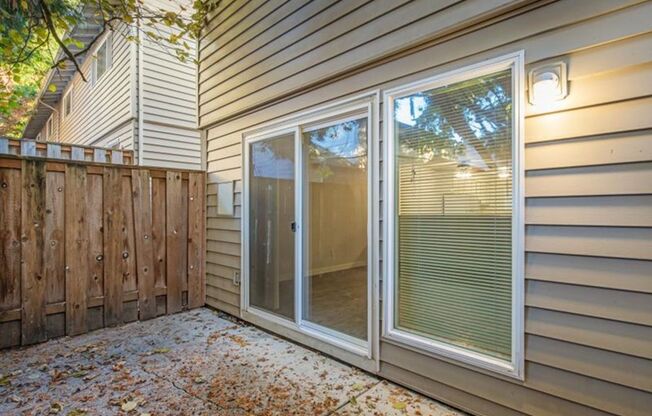 2 beds, 1.5 baths, 1,100 sqft, $1,850, Unit 15