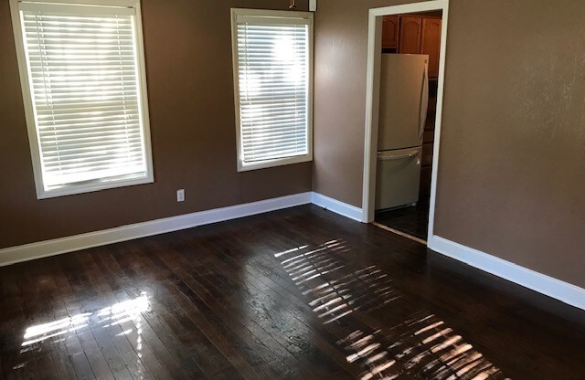 3 beds, 1 bath, $1,500