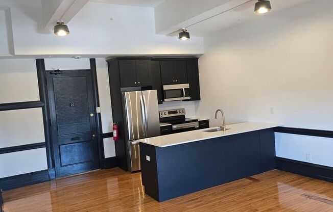 1 bed, 1 bath, 525 sqft, $1,650, Unit 505