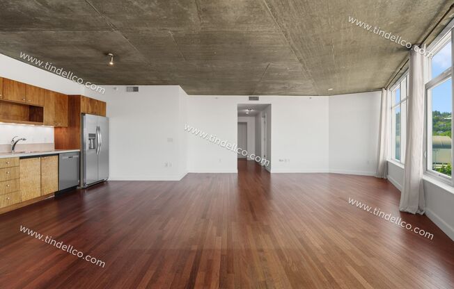 2 beds, 2 baths, $3,300