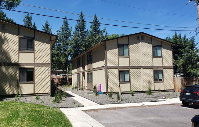 1693 S Federal Way Apts