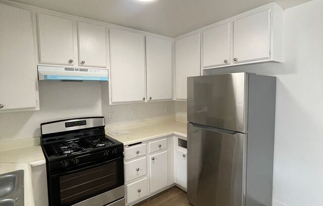 2 beds, 2 baths, $1,995, Unit 1125-203