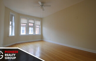 550 W Aldine Ave