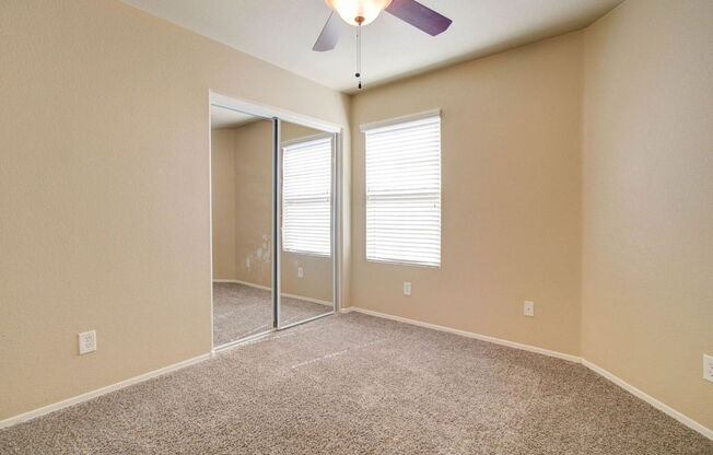 3 beds, 2 baths, 1,248 sqft, $2,400, Unit 1223