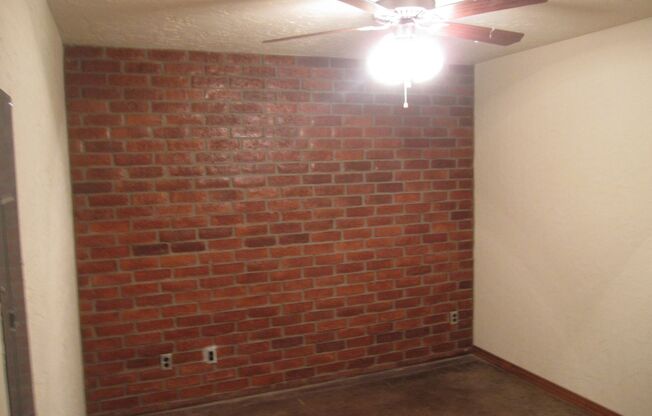 2 beds, 2 baths, 1,187 sqft, $1,350, Unit AW 115