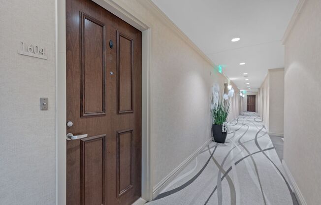 Elegant 1-Bed, 1-Bath Condo in Prime Virginia Beach Location!