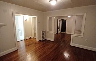 2 beds, 1 bath, $1,350