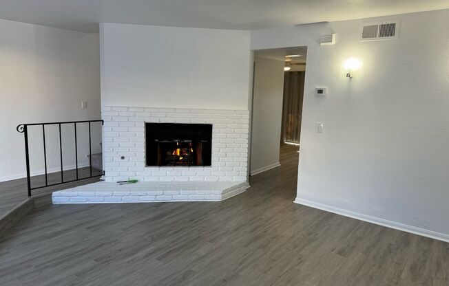 MOVE IN SPECIAL**UPDATED 3BR/1.5BA CONDO in ALPINE available NOW for rent w parking spots!