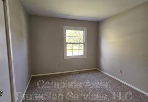 412 NANTUCKET RD