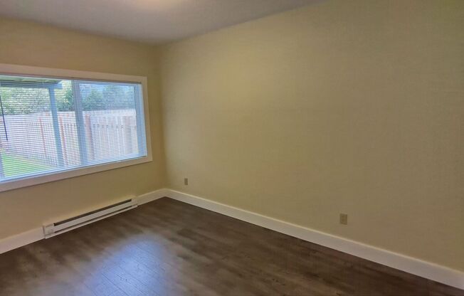 2 beds, 1 bath, $1,800