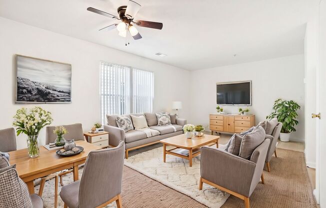 Poplar Manor Apartments
