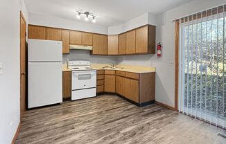 2 beds, 1.5 baths, $1,325, Unit 3