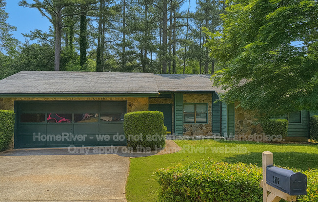 1616 GOLF LINK DR