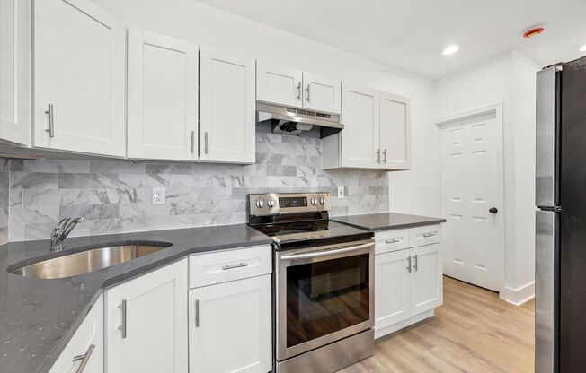 2BR/3BA House | Kensington