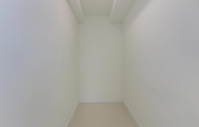 2 beds, 2 baths, 1,176 sqft, $2,700