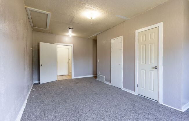 4 beds, 1 bath, $1,550