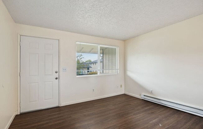 1 bed, 1 bath, 500 sqft, $1,195, Unit 44