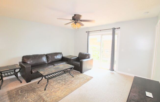 2 beds, 2 baths, $750