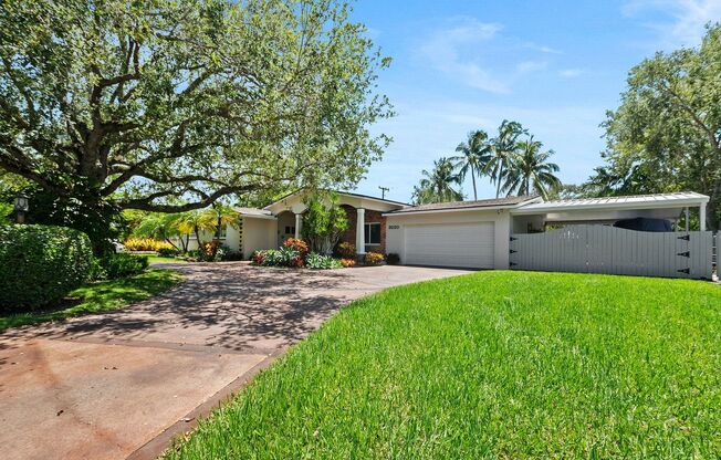 Stunning 4BR/3BA Pool Home with Outdoor Oasis in Prime Palmetto Bay