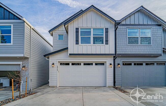 4919 NE 2 CT