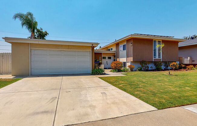 Large Family home - 4 Bedroom / 3 Bath