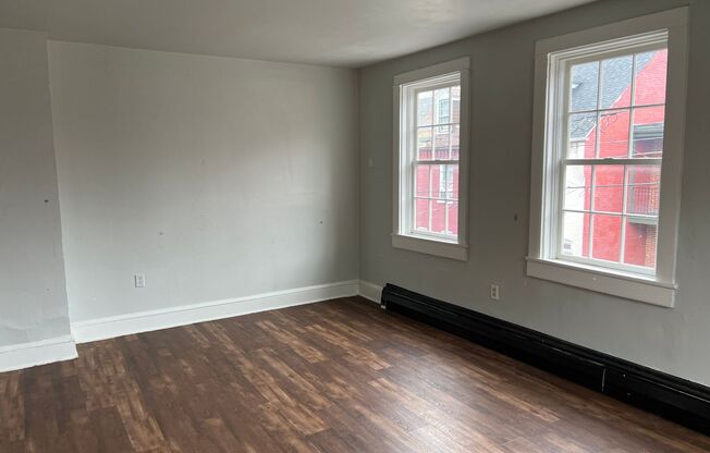 103 Howard