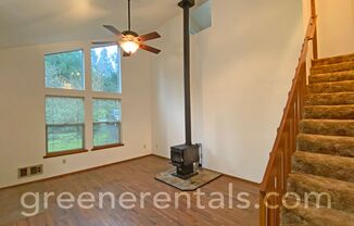 2 beds, 1 bath, $2,050