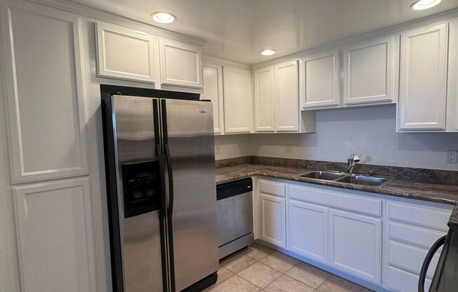 1 bed, 1 bath, $2,595