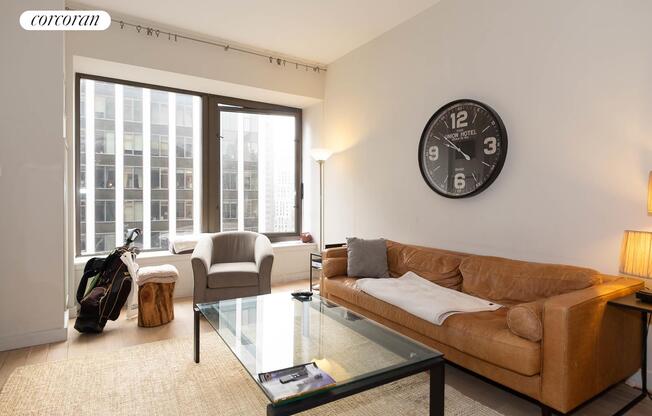 Studio, 1 bath, 669 sqft, $4,200, Unit 22E