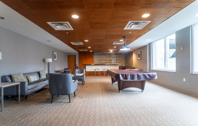 1 bed, 1 bath, 706 sqft, $4,795, Unit 22G