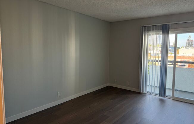 2 beds, 2 baths, 973 sqft, $3,155, Unit 410