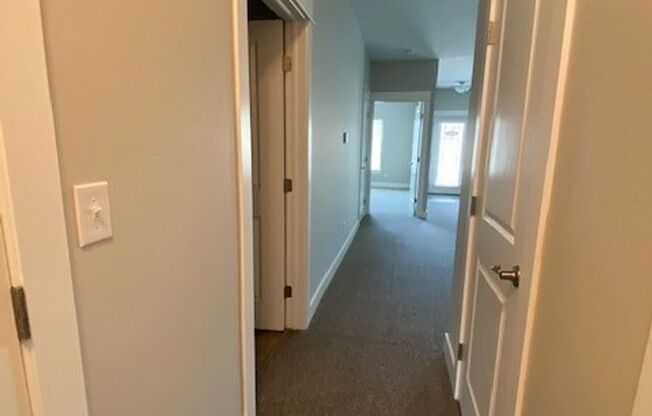 2 beds, 2 baths, 1,163 sqft, $2,068, Unit 2201-101