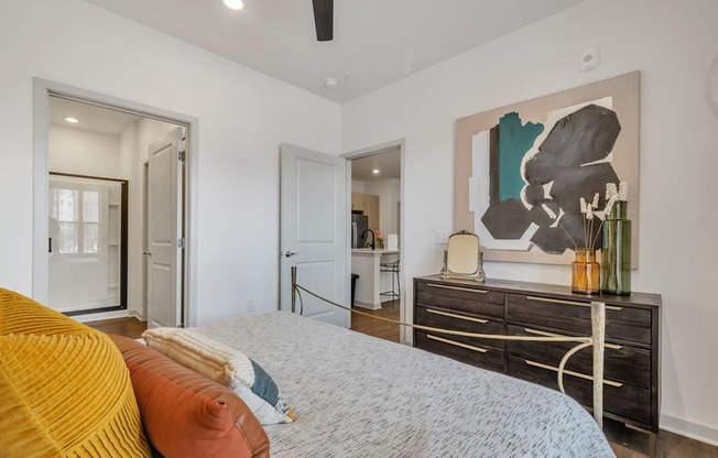 Discover Apex: Comfort & Convenience